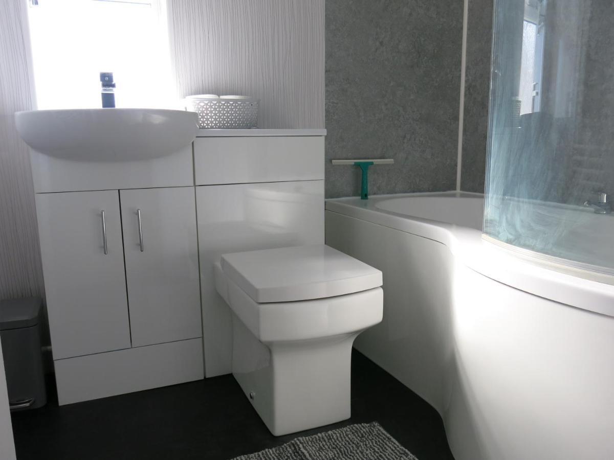 3 Bedroom Home With Welcome Breakfast Near Beaches แรมส์เกท ภายนอก รูปภาพ