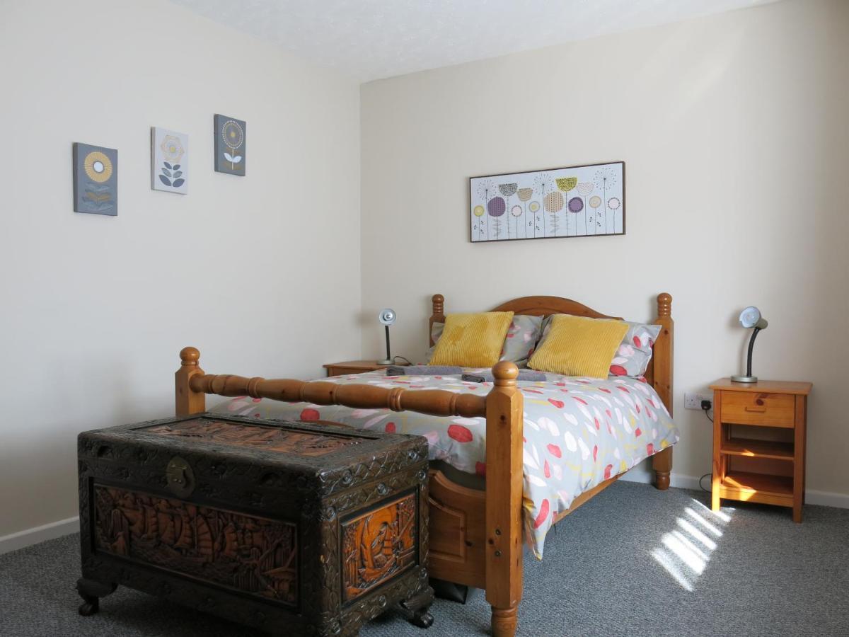 3 Bedroom Home With Welcome Breakfast Near Beaches แรมส์เกท ภายนอก รูปภาพ